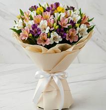 Букет цветов из:  Альстромерии в Мирном Архангельской области