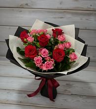 Букет цветов из:  Розы в Мирном Архангельской области